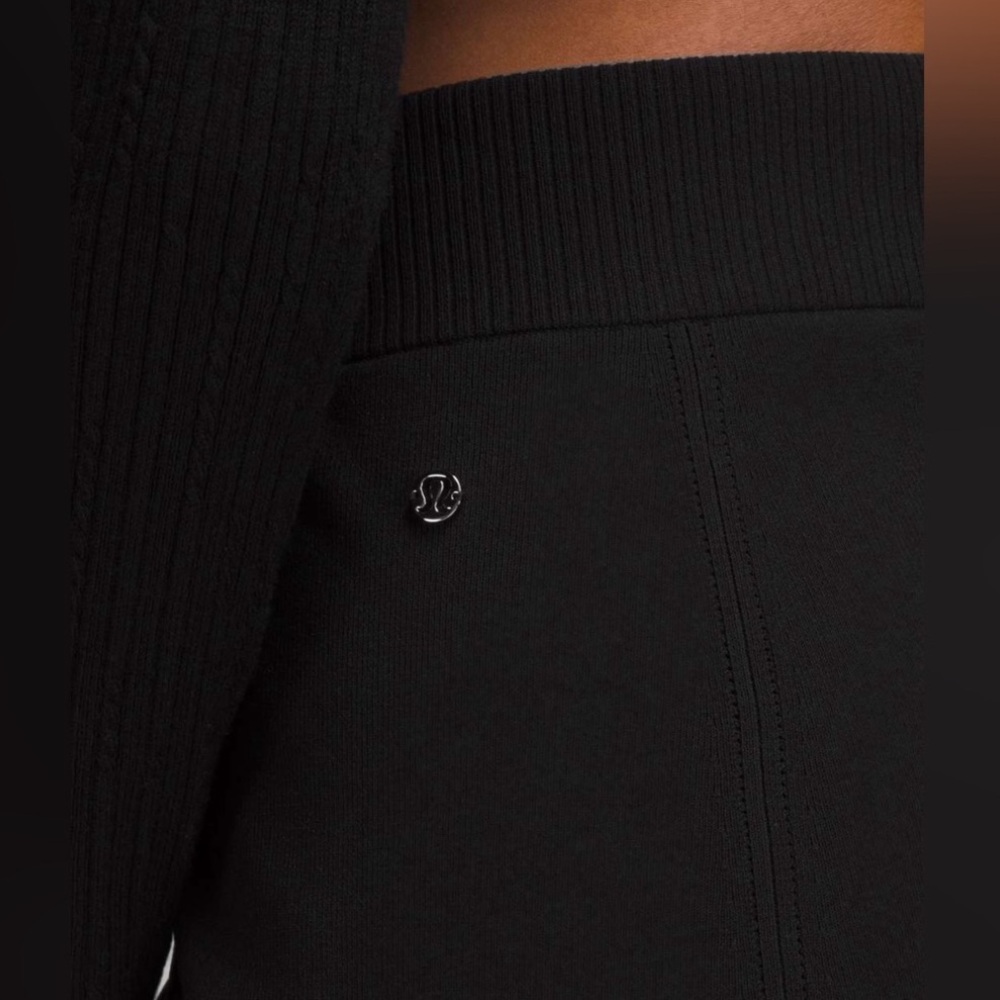 Lululemon✨Ribbed-Knit Mini Skirt RARE•Black•Knit Full Zip Skirt•Like New•Large - Picture 2 of 15